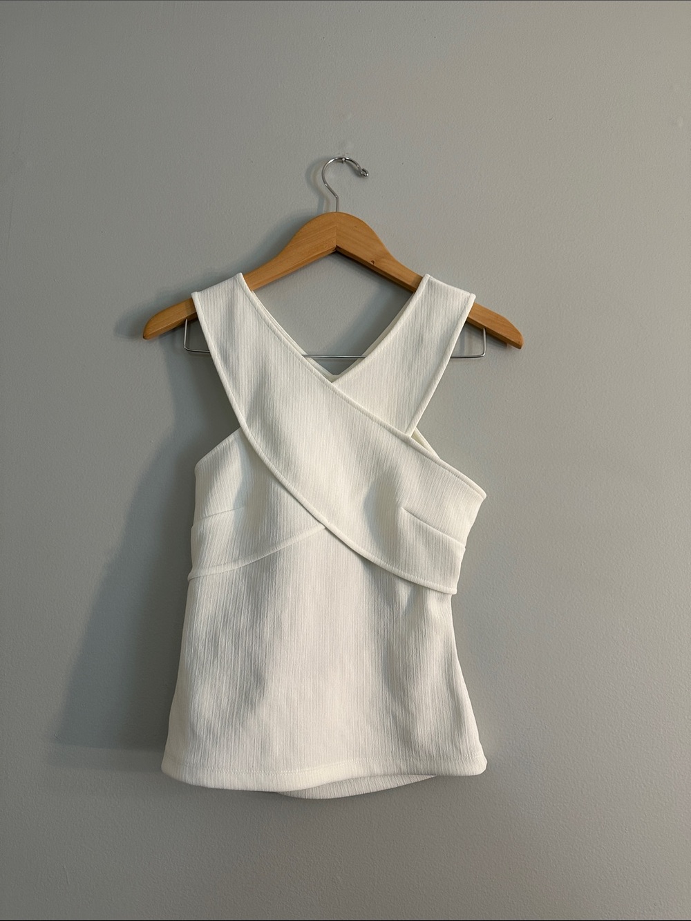 H&M White Cross-Front Ribbed sleeveless top Size small